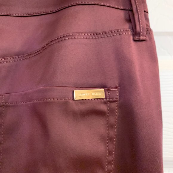 BNWT White House Black Market Burgundy Gleam Shine Dress Jeans Sz 00 - Picture 4 of 5